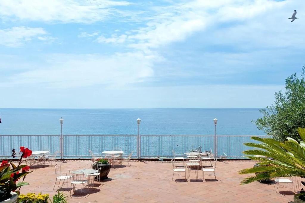 Hotel Roger De Flor By Seleqtta Lloret de Mar
