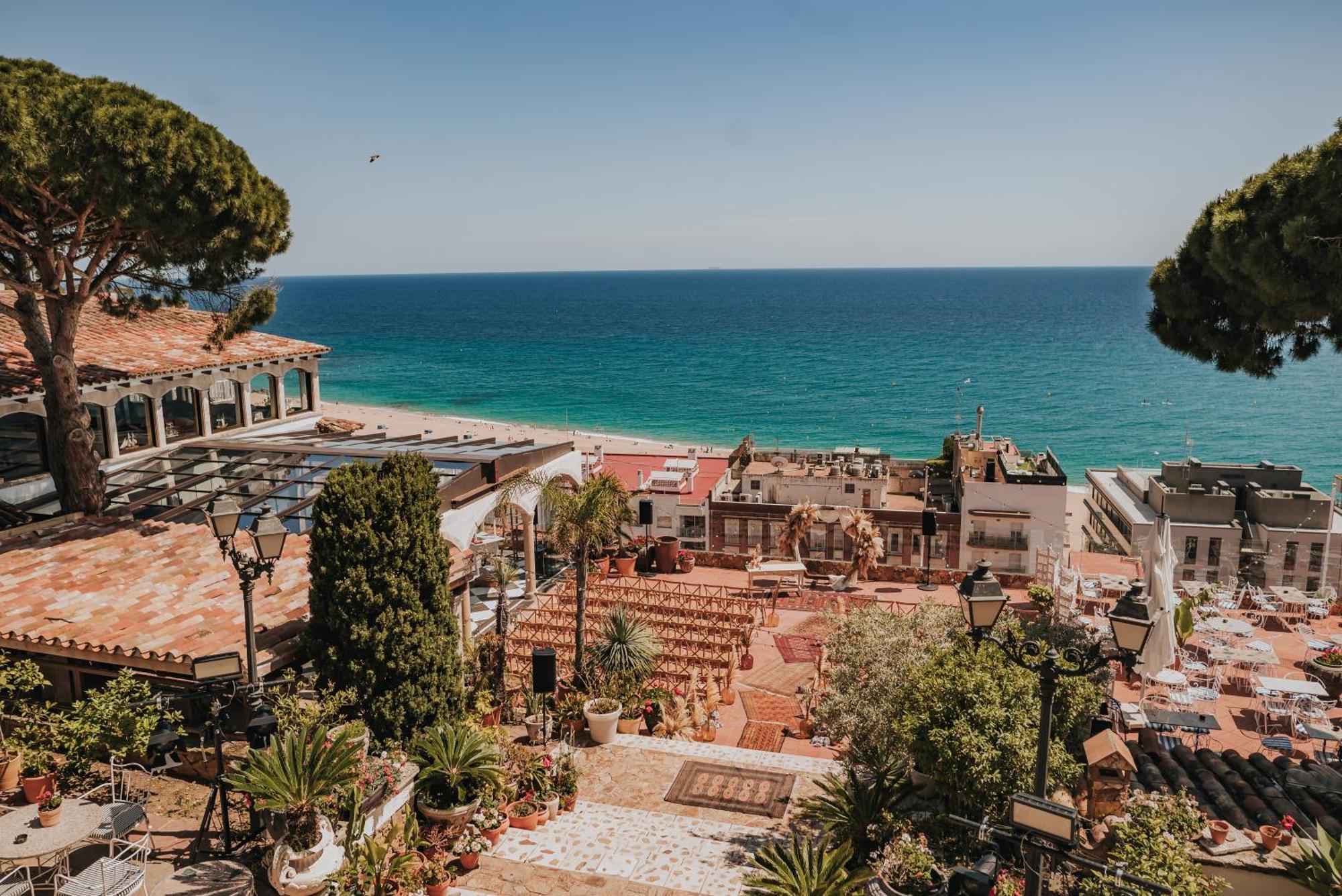 Hotel Roger De Flor By Seleqtta 4*